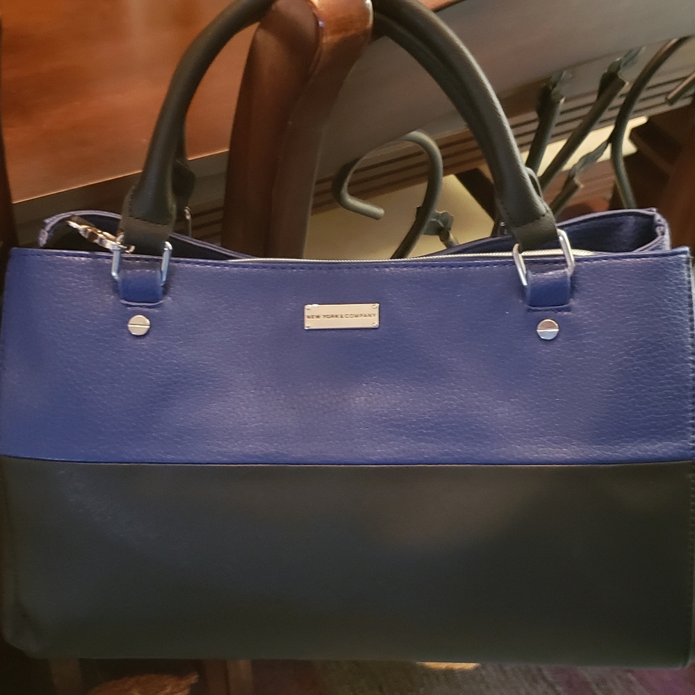 New York and Company Purse